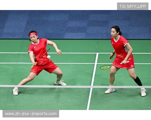 羽毛球球未出对手移动